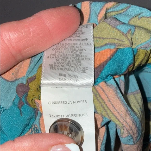 Toad & CO Tropical Floral Sleeveless Romper - Picture 4 of 9